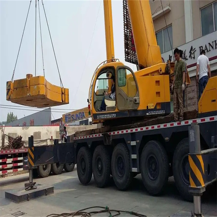 东海县当地吊车出租|机器吊装|75吨|工厂搬迁服务